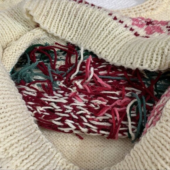 RARE! Vintage🌸Hand Knit Chunky Fair Isle Pullover Sweater Roses Size S… - Picture 8 of 8